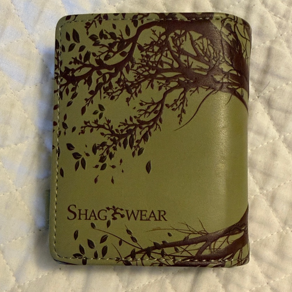 Olive Tree-Print Bifold Wallet